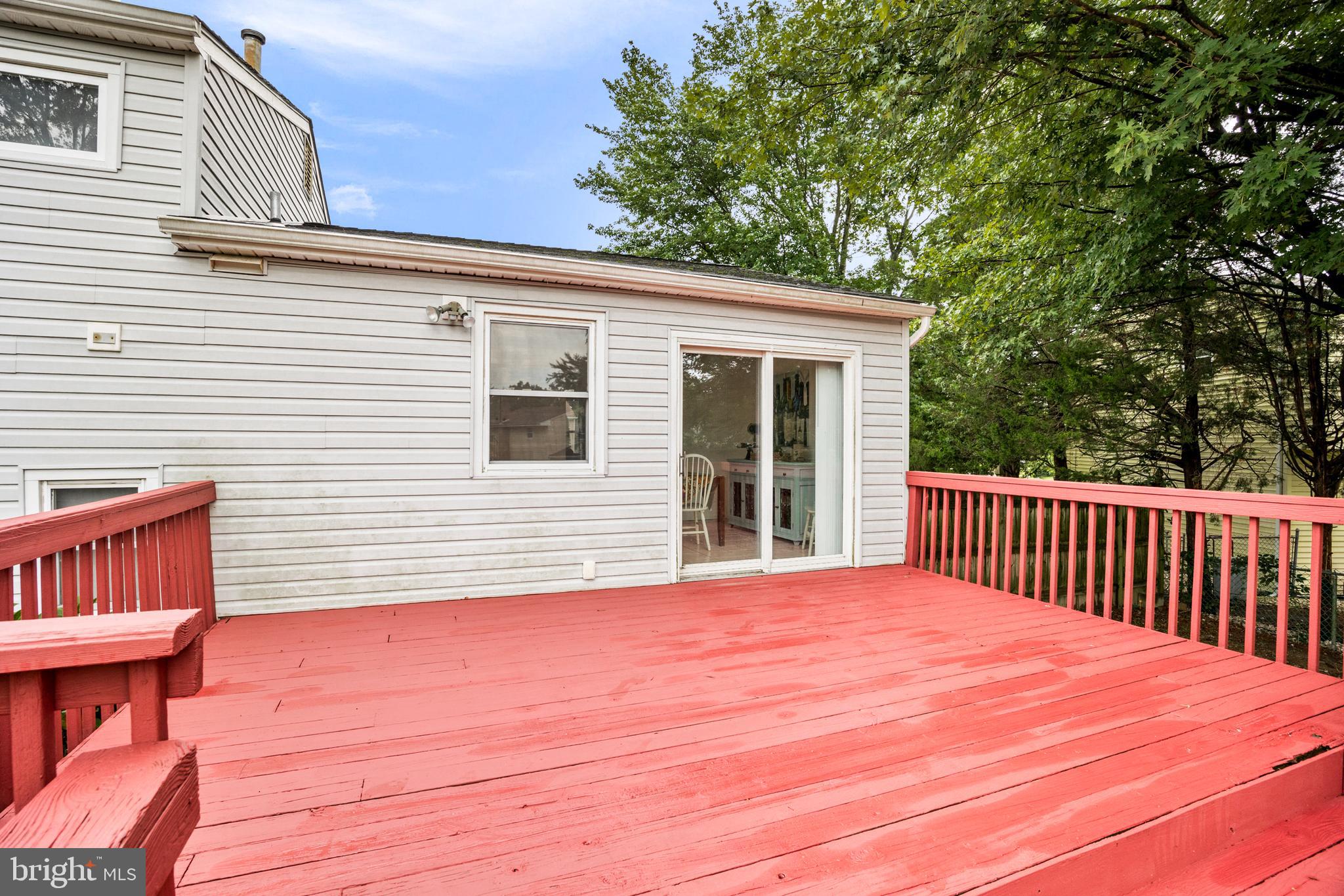 20 Coleman Road Berlin, NJ 08009 - Photo 26 of 28 Two level deck