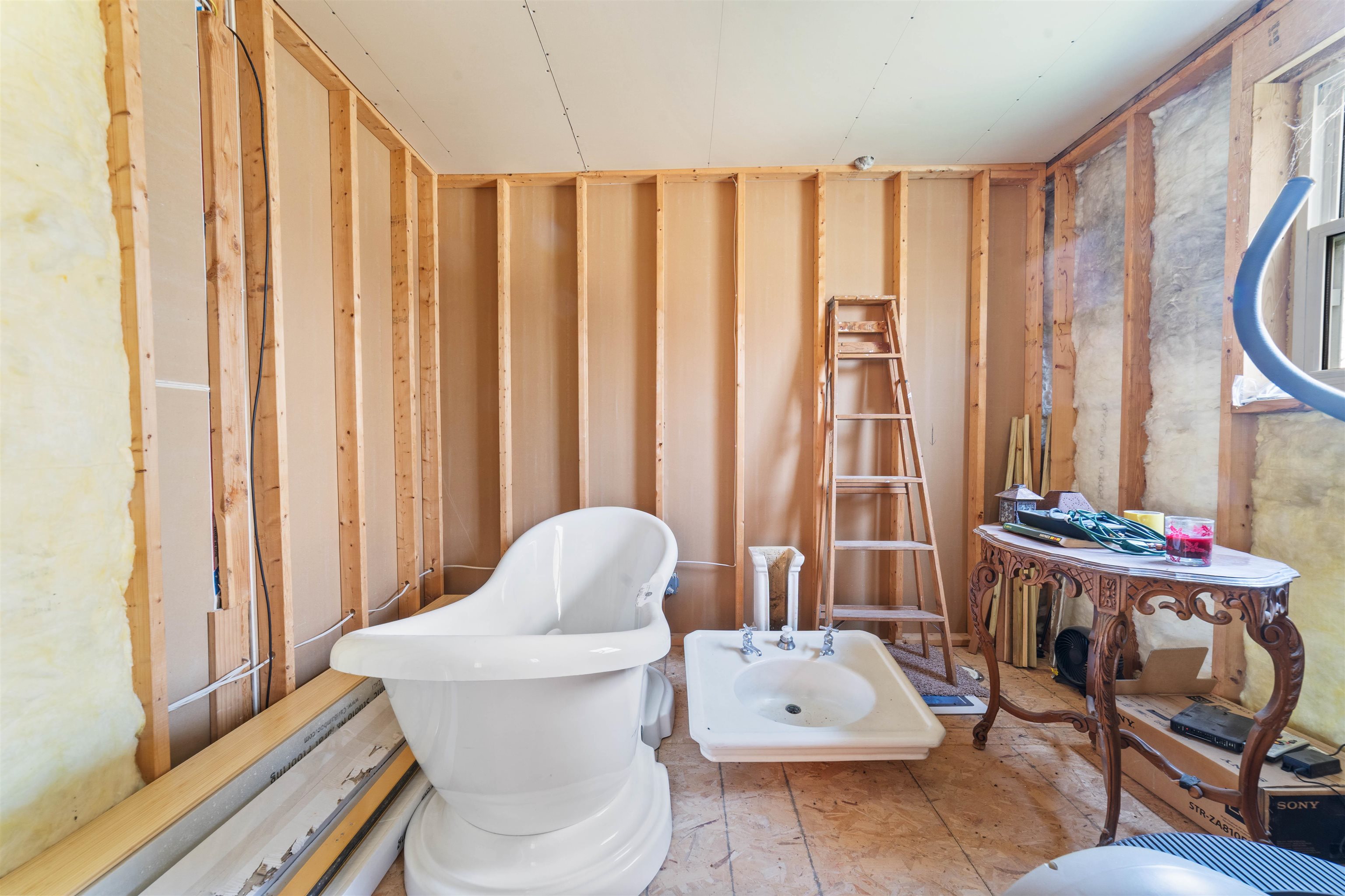 6866 County Rd Uu South Range, WI 54874 - Photo 27 of 47 Bathroom