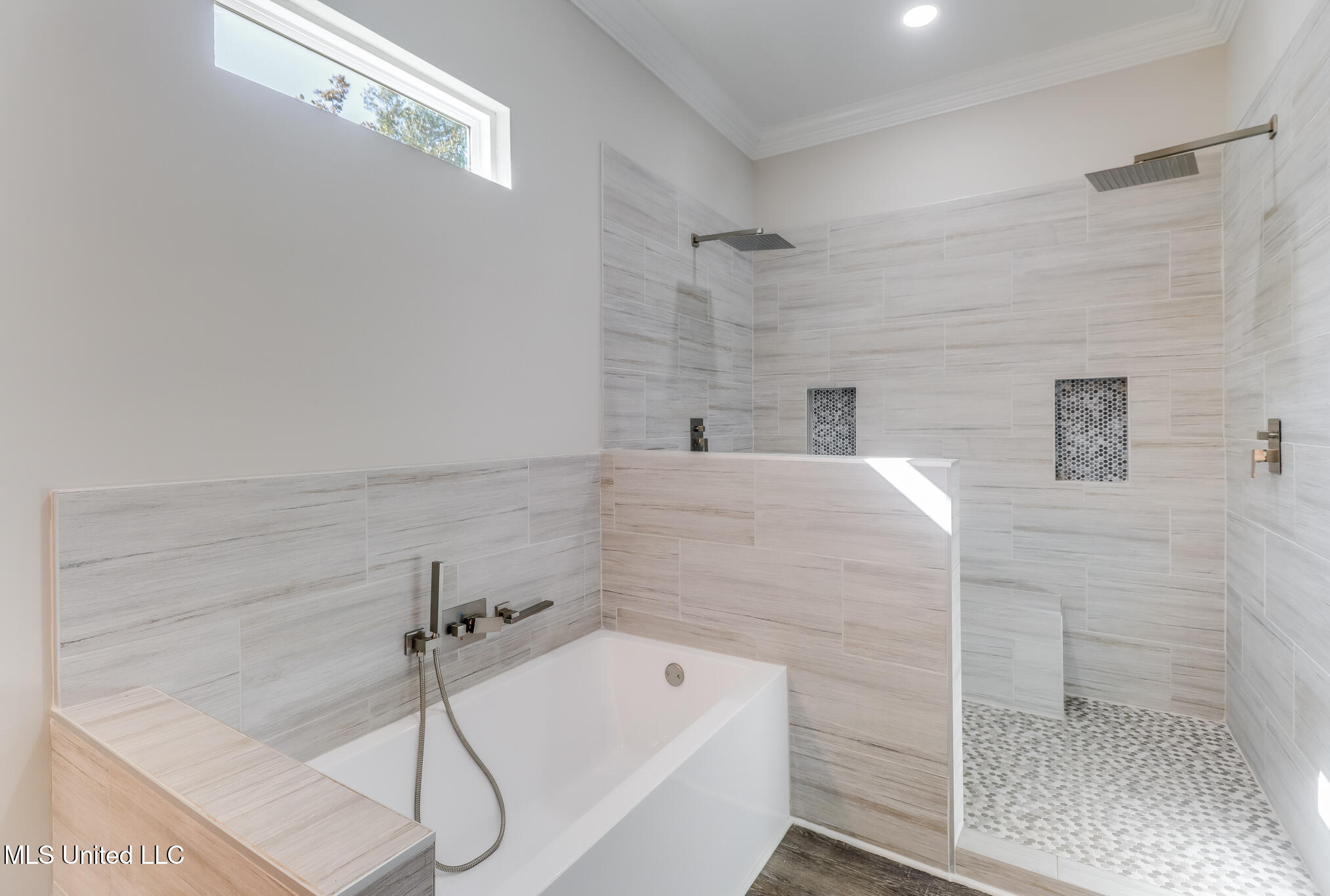 2397 33rd Street Gulfport, MS 39501 - Photo 10 of 22 Photo Nov 12 2025, 11 17 18 AM (2)