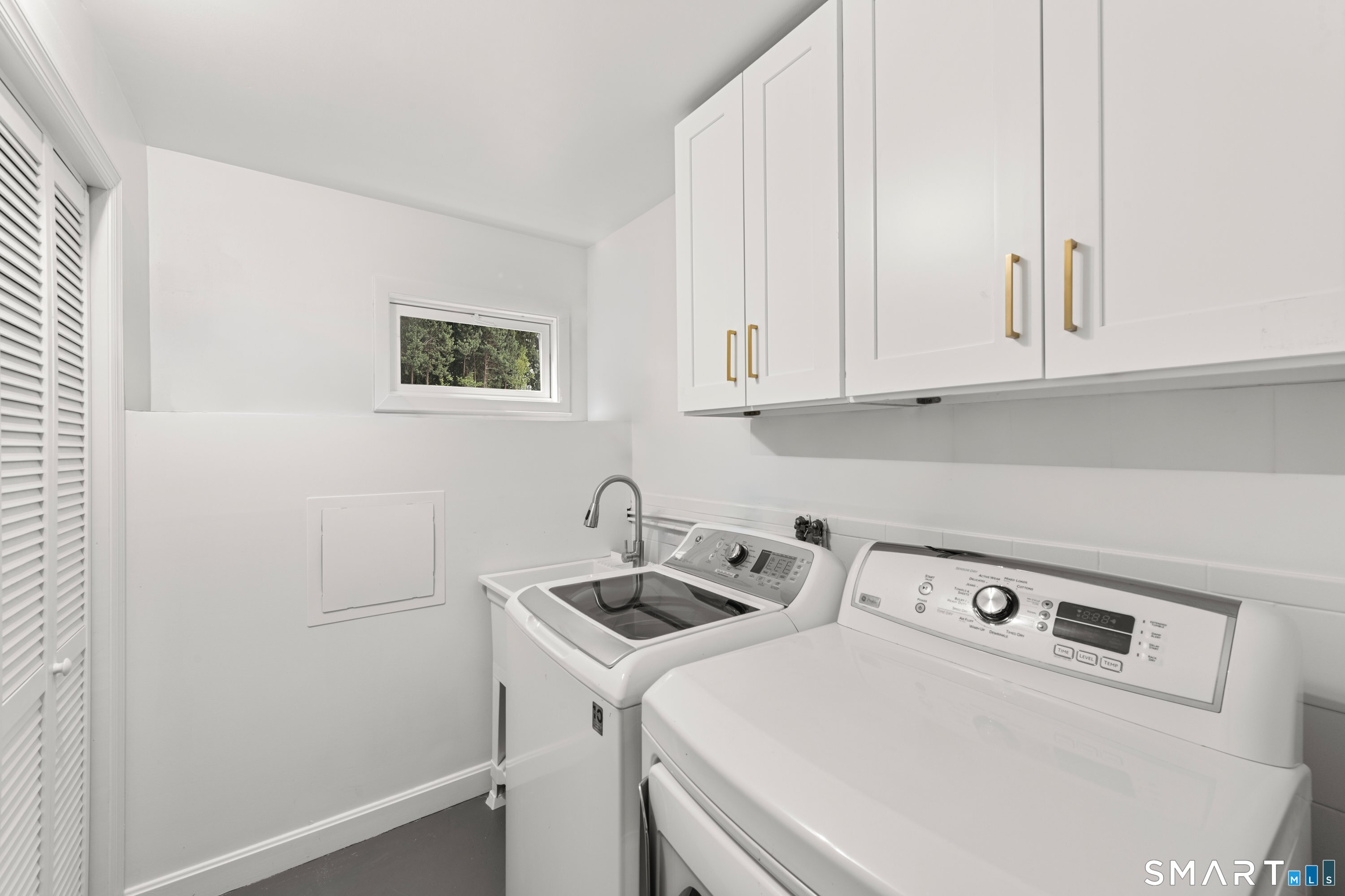 11 Guyer Road Westport, CT 06880 - Photo 35 of 38