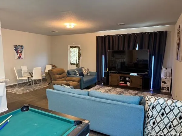 $2,500 | 2434 Dry Moss Way, San Antonio, TX 78224