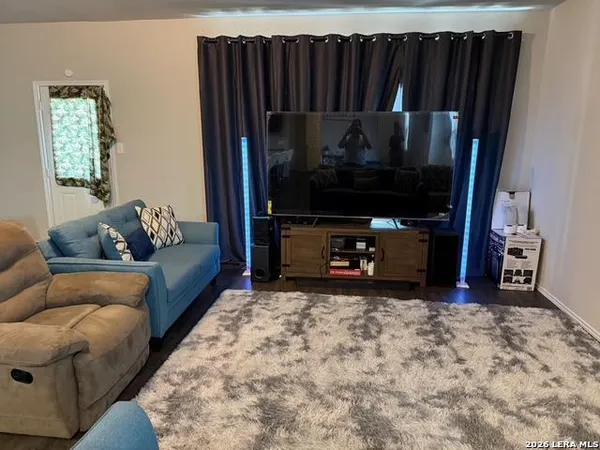 $2,500 | 2434 Dry Moss Way, San Antonio, TX 78224