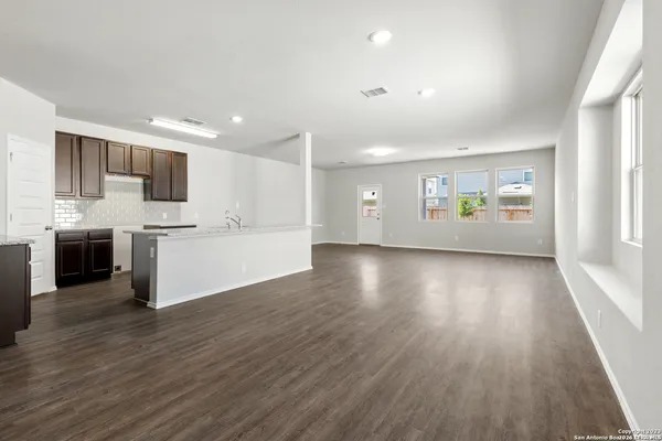 $2,500 | 2434 Dry Moss Way, San Antonio, TX 78224