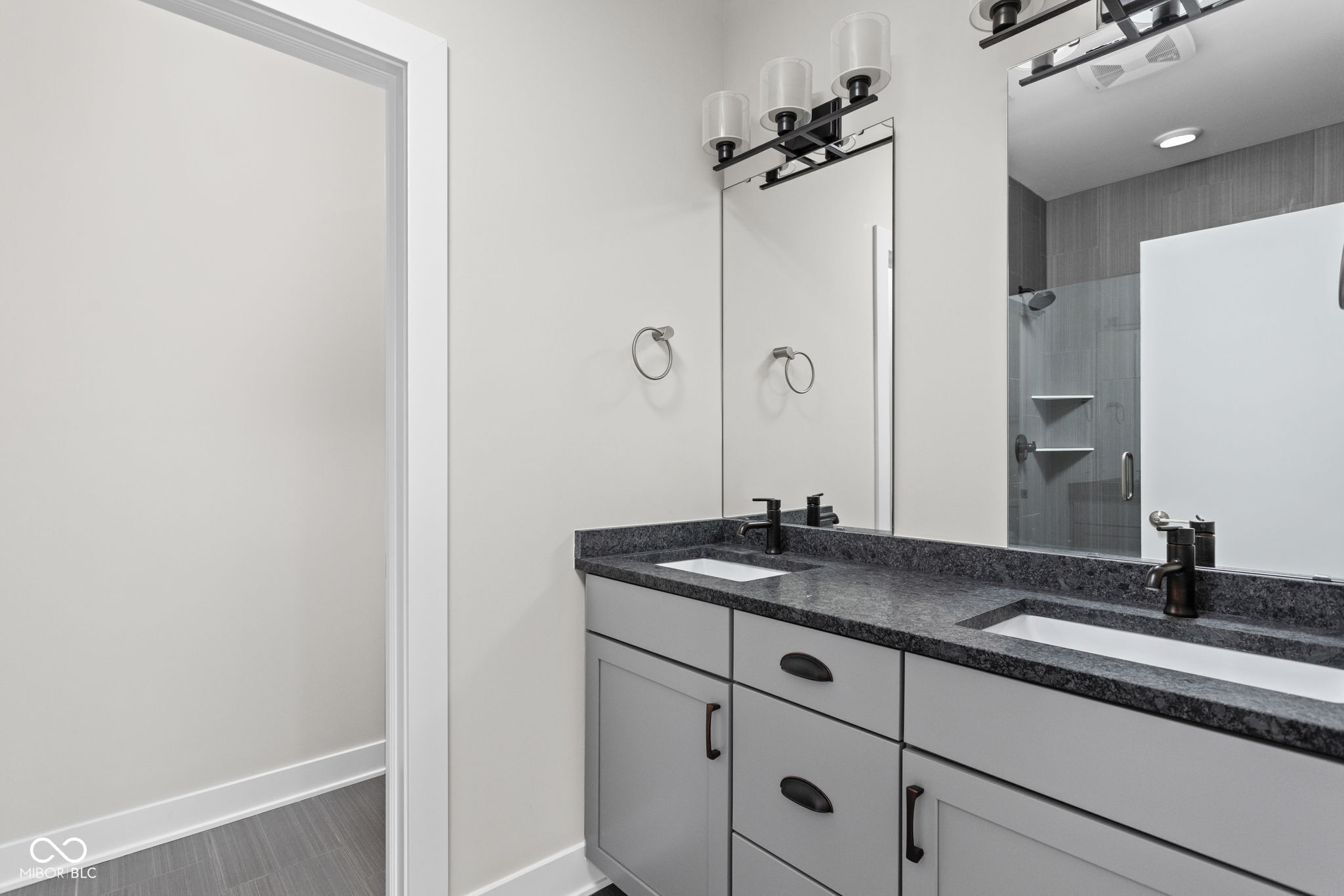 449 Shade Street Carmel, IN 46290 - Photo 16 of 20