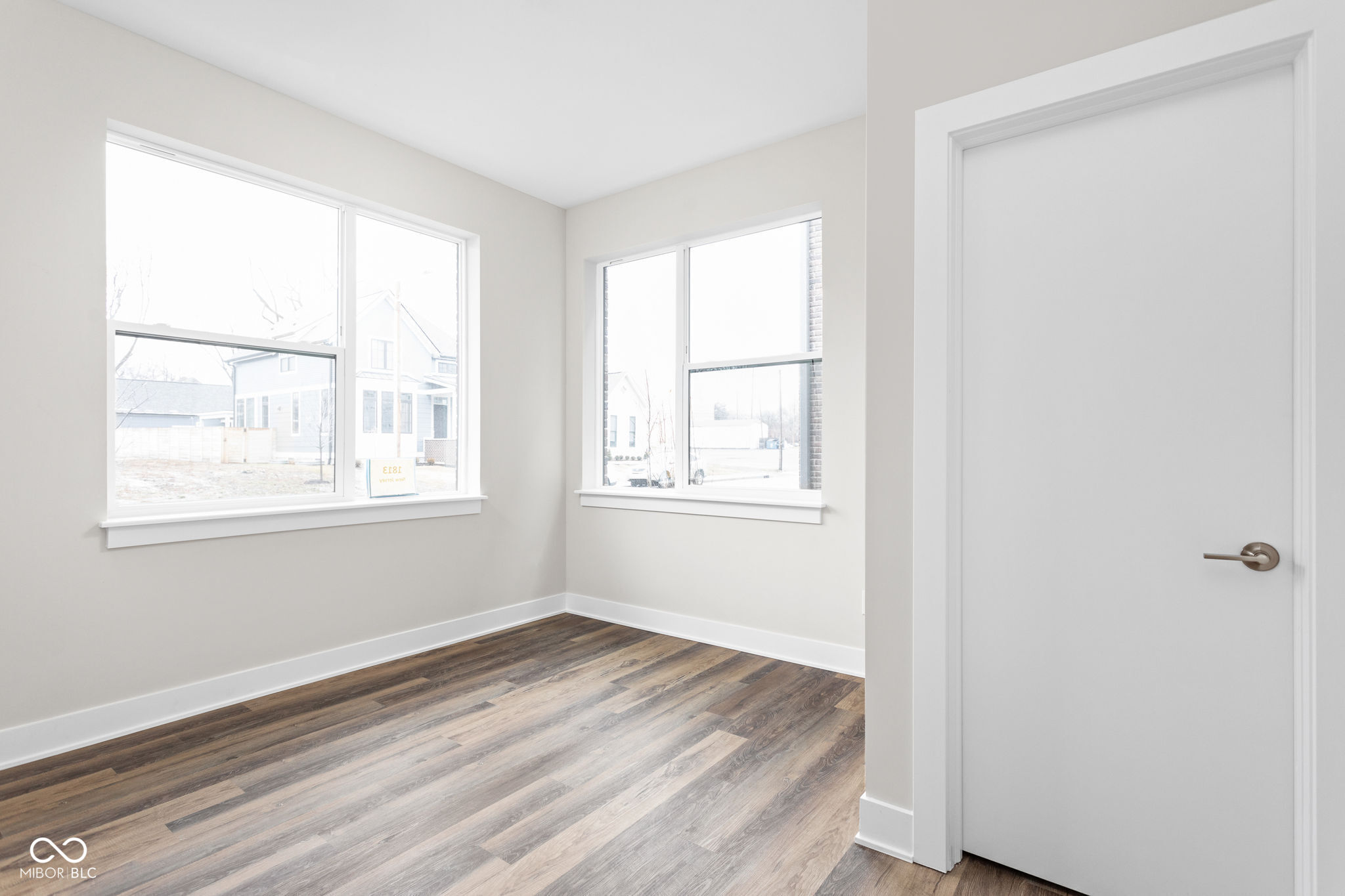 449 Shade Street Carmel, IN 46290 - Photo 4 of 20