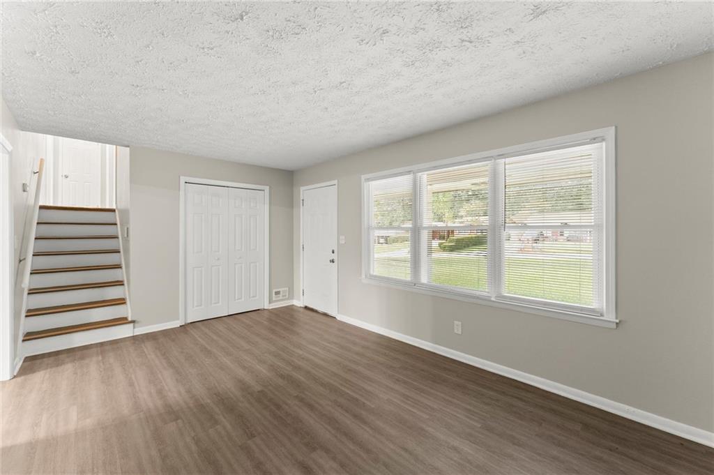 1968 Copperfield Circle Decatur, GA 30035 - Photo 4 of 20