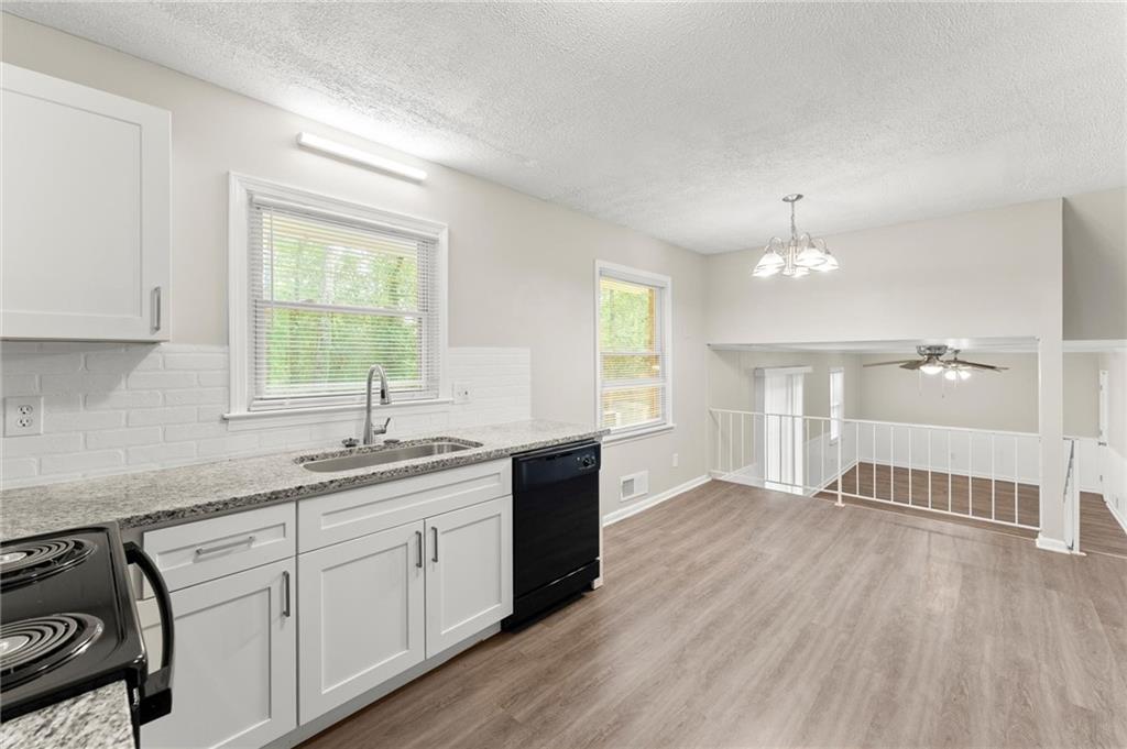 1968 Copperfield Circle Decatur, GA 30035 - Photo 7 of 20