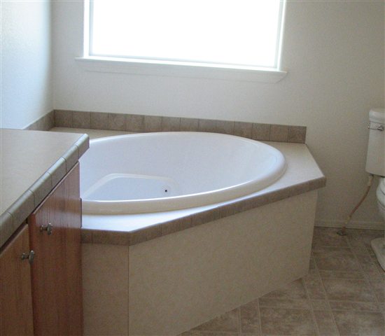 32108 North Division Road Deer Park, WA 99006 - Photo 4 of 9 Gallery Image 4