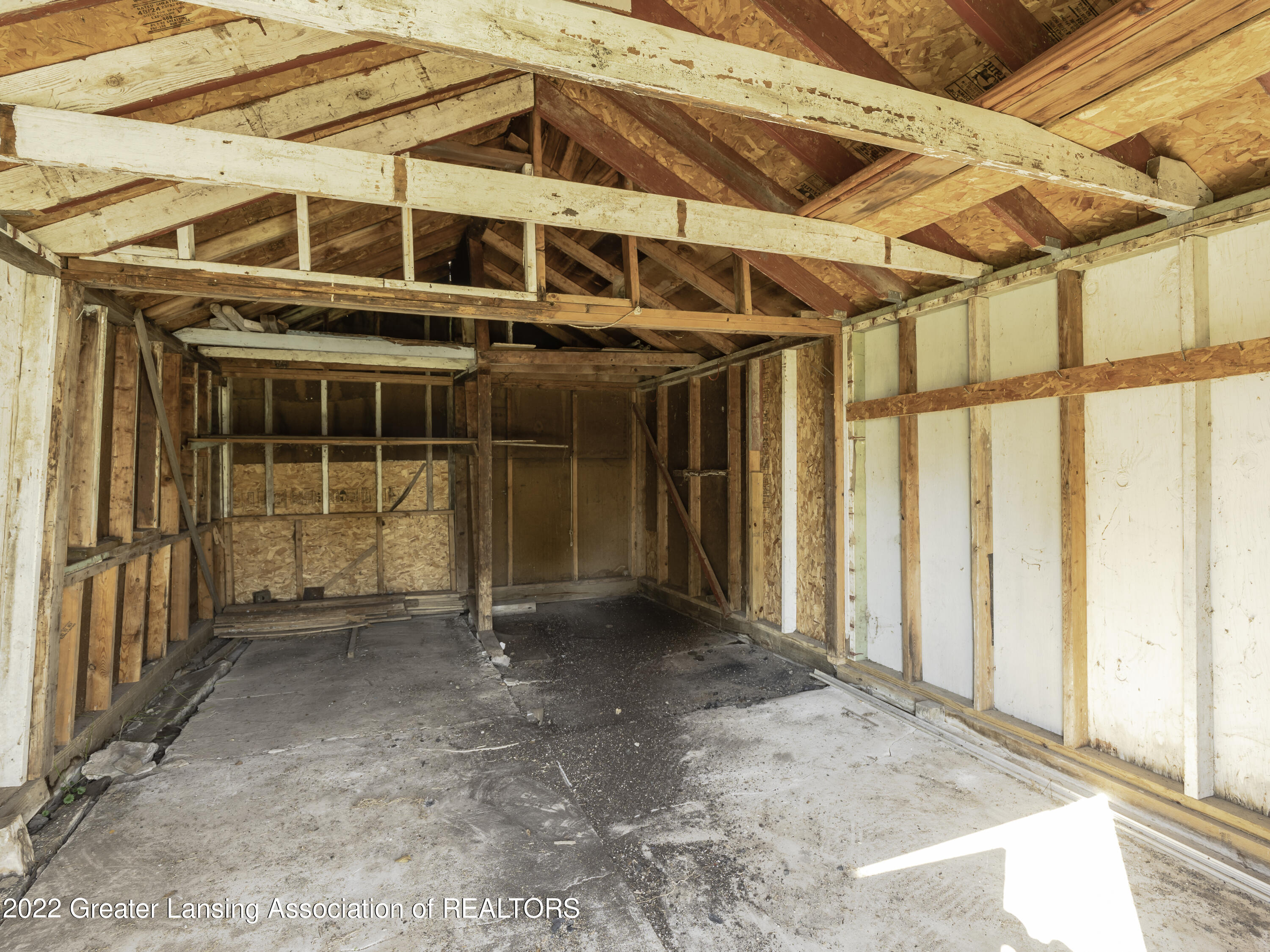 8863 North Hartel Road Grand Ledge, MI 48837 - Photo 19 of 26 8863_Hartel_Rd_082-HDR