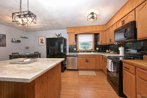 119 West South Street Rome, NY 13440 - Photo 9 of 35
