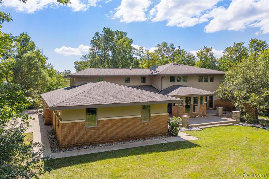 34600 Quaker Valley Road Farmington Hills, MI 48331 - Photo 38 of 41