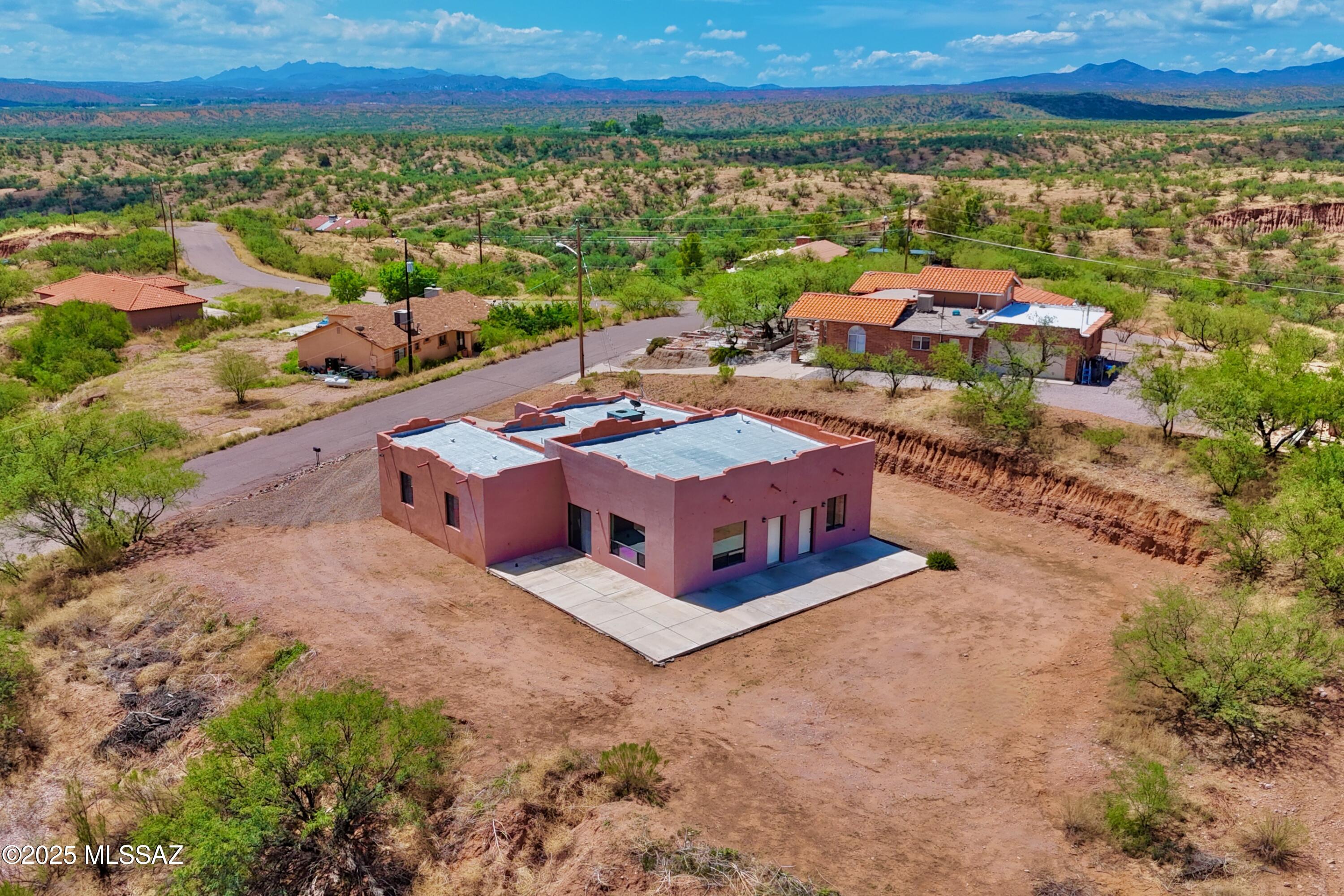 886 Oaxaca Court Rio Rico, AZ 85648 - Photo 4 of 46 Gallery Image 4