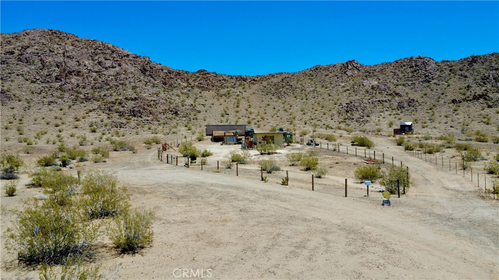 63398 Lakeview Road Joshua Tree, CA 92252 - Photo 17 of 36