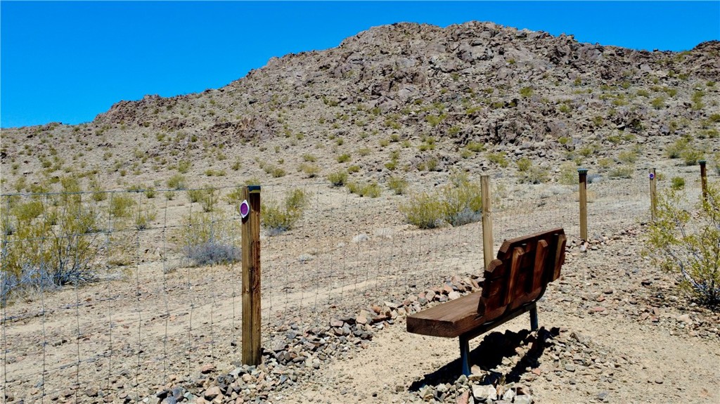 63398 Lakeview Road Joshua Tree, CA 92252 - Photo 19 of 36