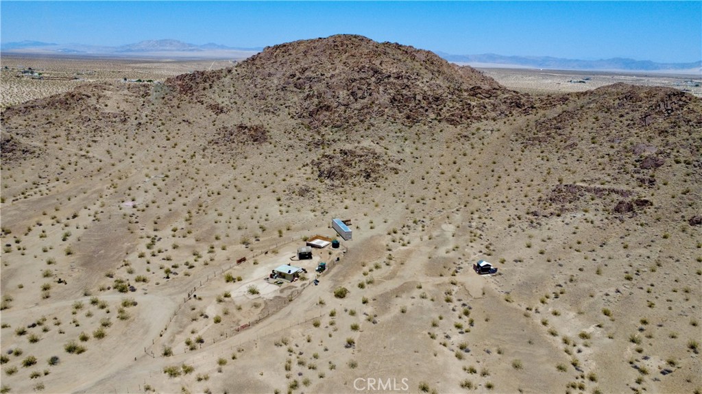 63398 Lakeview Road Joshua Tree, CA 92252 - Photo 21 of 36