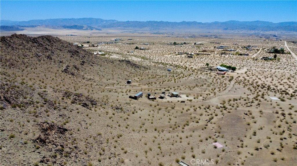 63398 Lakeview Road Joshua Tree, CA 92252 - Photo 25 of 36