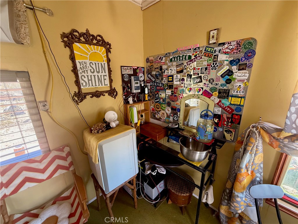 63398 Lakeview Road Joshua Tree, CA 92252 - Photo 6 of 36