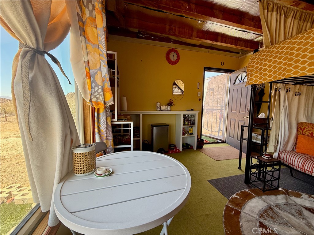 63398 Lakeview Road Joshua Tree, CA 92252 - Photo 8 of 36