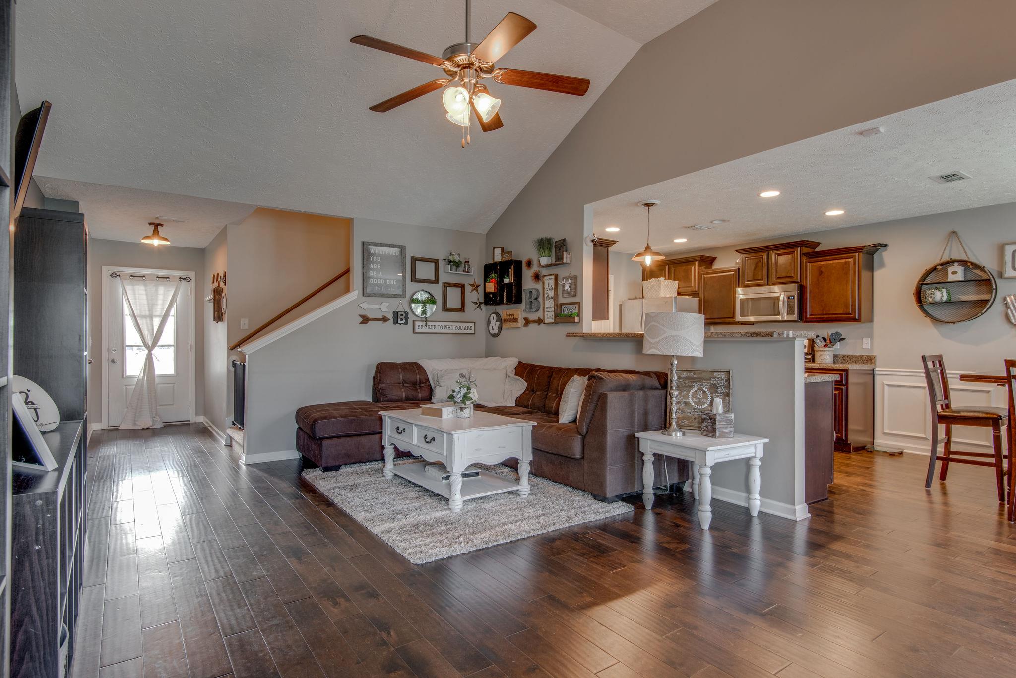 1629 Damascus Road Murfreesboro, TN 37128 - Photo 22 of 25 Living room and kitchen space.