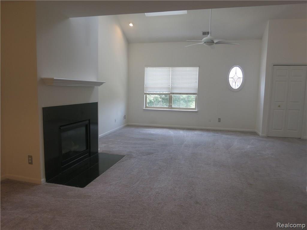 16956 Farmington Road, Unit 23 Livonia, MI 48154 - Photo 12 of 32