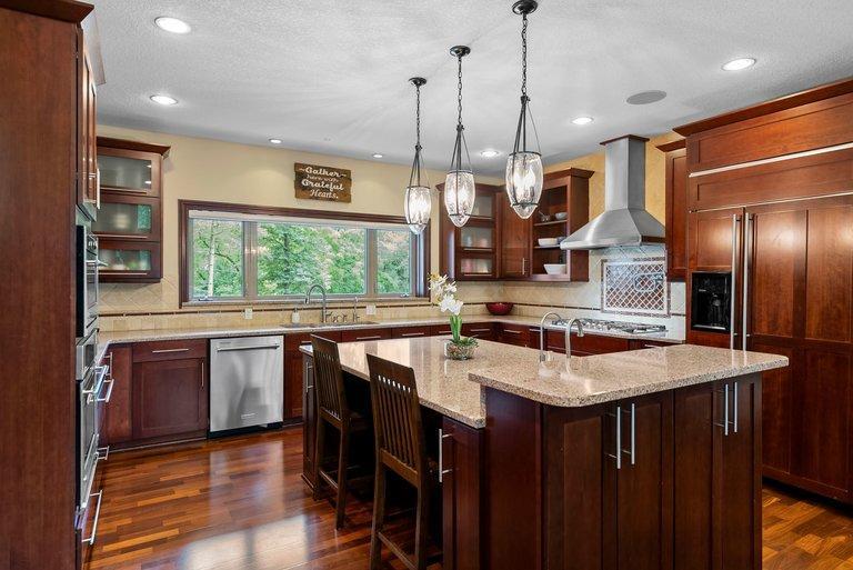14708 Woodhaven Road Minnetonka, MN 55345 - Photo 16 of 91