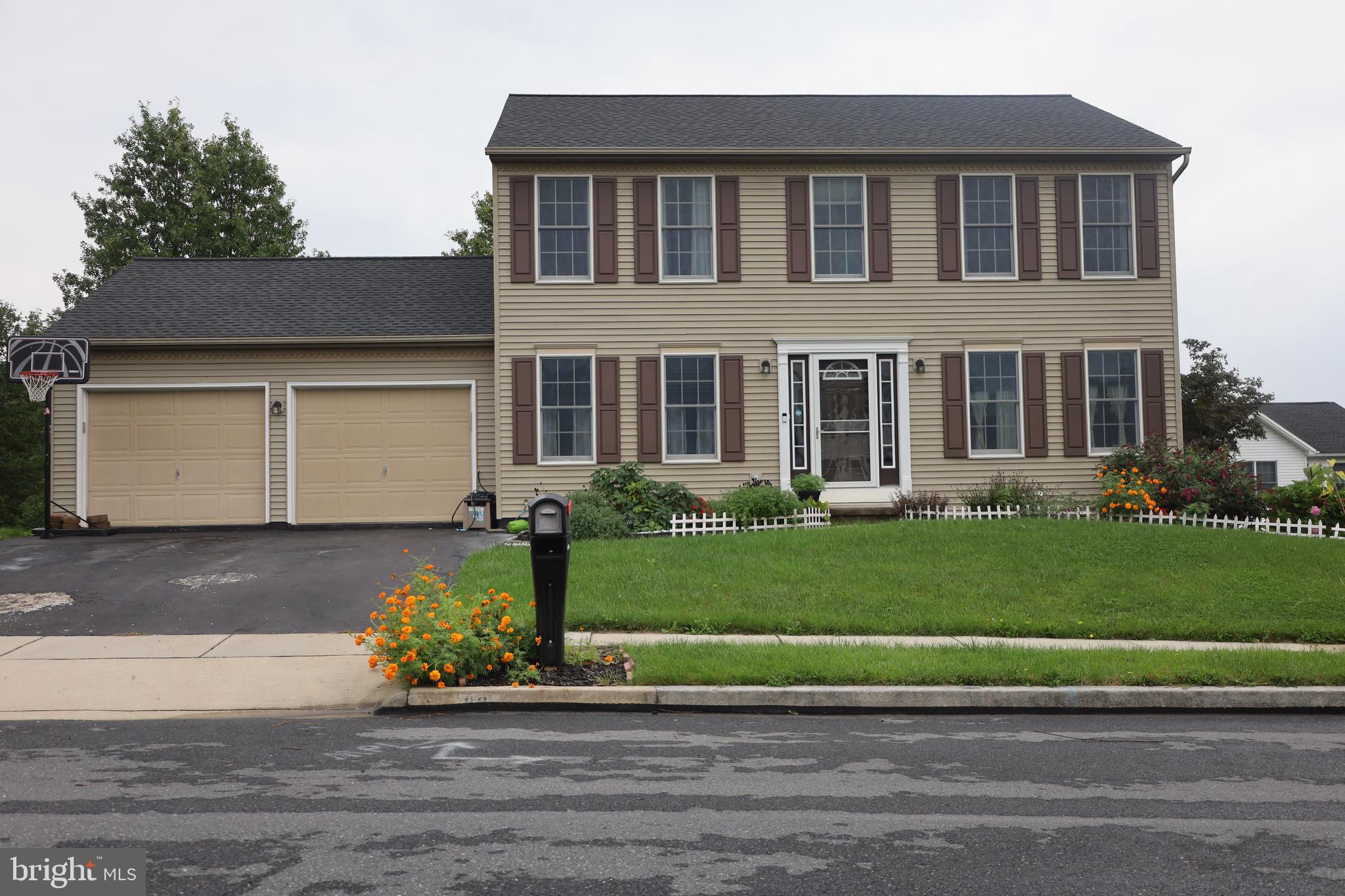38 Wetherburn Road Enola, PA 17025 - Photo 1 of 26 Gallery Image 1