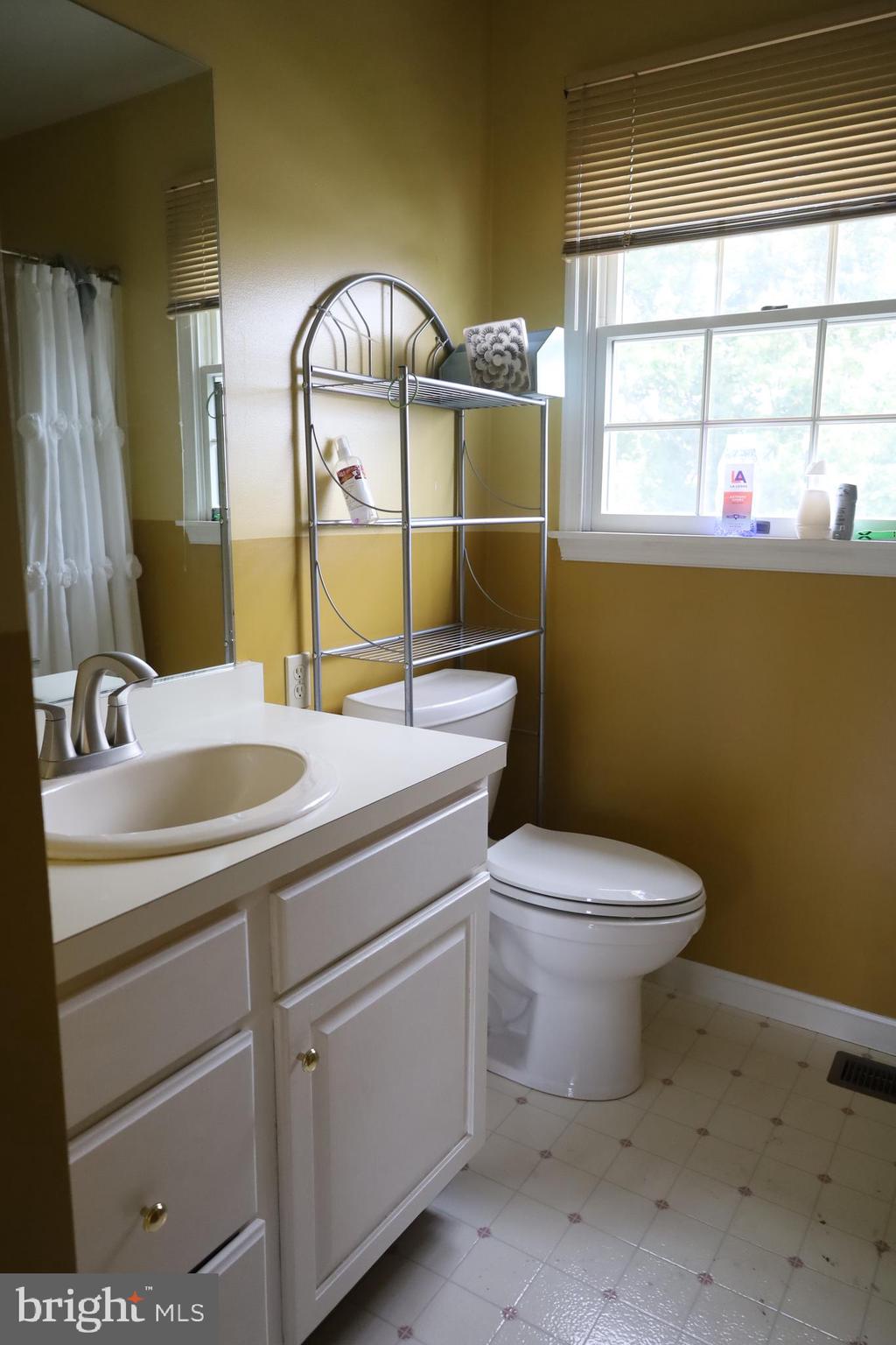 38 Wetherburn Road Enola, PA 17025 - Photo 21 of 26 Gallery Image 21