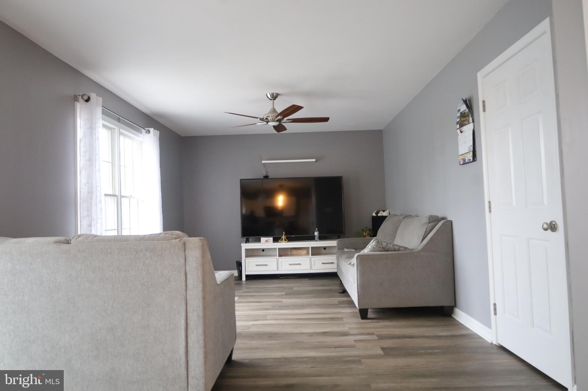 38 Wetherburn Road Enola, PA 17025 - Photo 4 of 26 Gallery Image 4