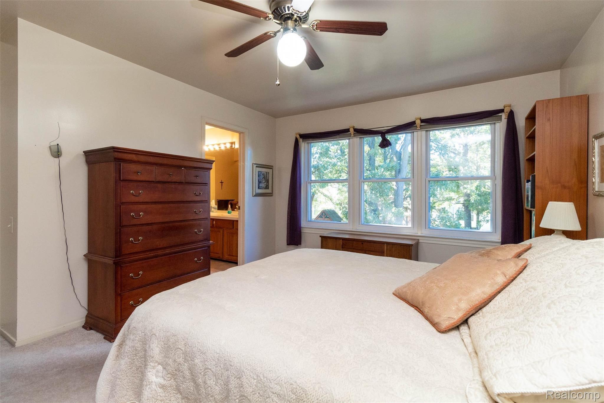 971 Paddington Road Canton, MI 48187 - Photo 21 of 42 30.jpg