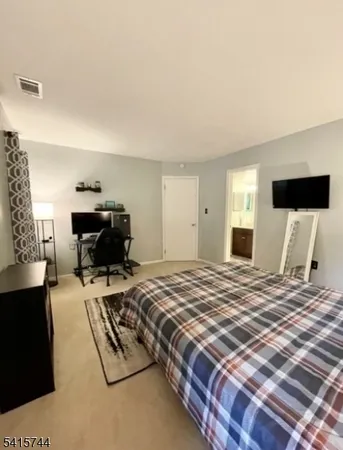 $230,000 | 70 Wood Duck Court, Hackettstown, NJ 07840