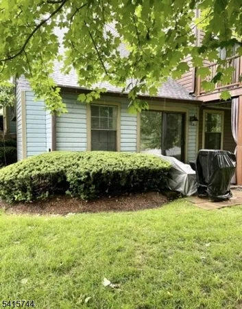 $230,000 | 70 Wood Duck Court, Hackettstown, NJ 07840