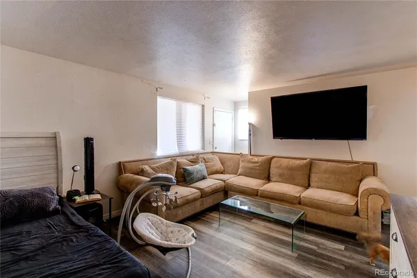 $1,075,000 | 14200 East 22nd Place, Aurora, CO 80011