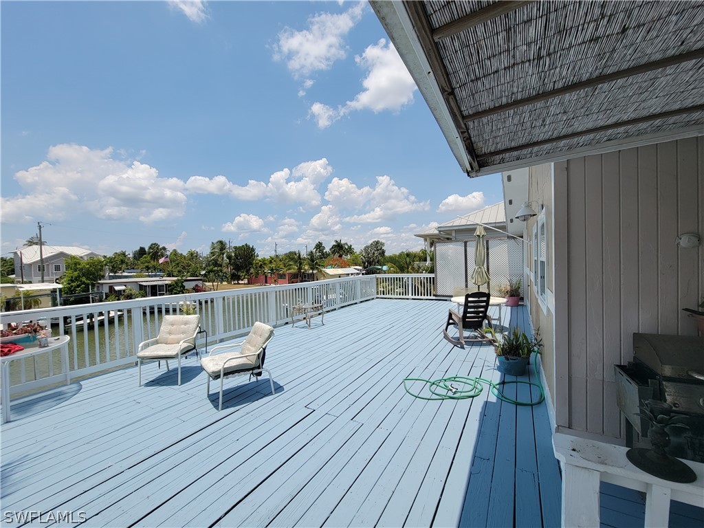 2598 Second Street Matlacha, FL 33993 - Photo 8 of 20 Gallery Image 8