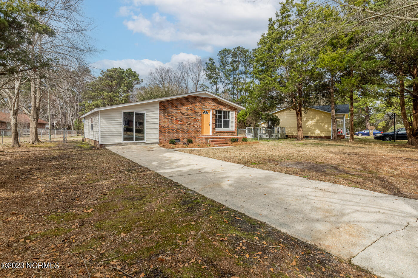 725 Dennis Road Jacksonville, NC 28546 - Photo 3 of 34 dennis-1