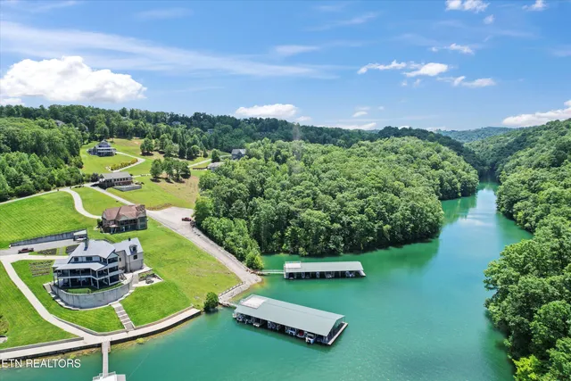 $169,900 | Hickory Pointe Lane, Maynardville, TN 37807