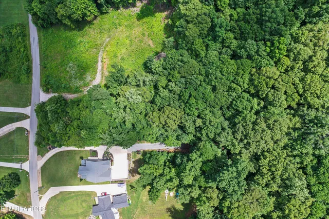 $169,900 | Hickory Pointe Lane, Maynardville, TN 37807