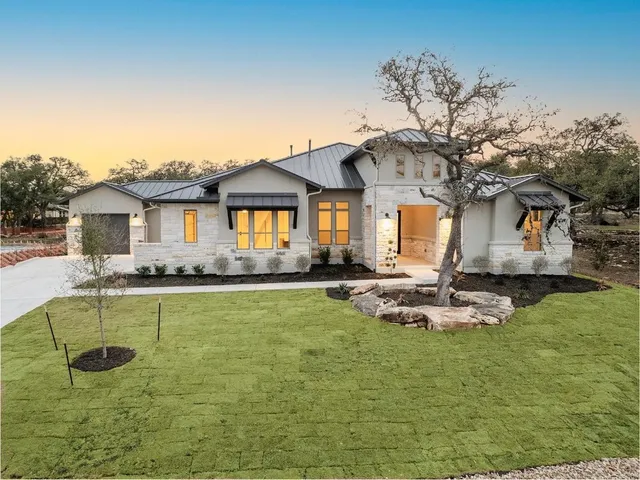 $1,249,900 | 390 Crosswater Lane, Dripping Springs, TX 78620