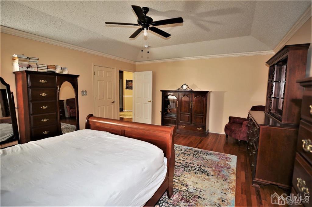 49 Harwood Road Monroe Township, NJ 08831 - Photo 26 of 73