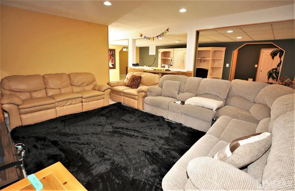 49 Harwood Road Monroe Township, NJ 08831 - Photo 46 of 73