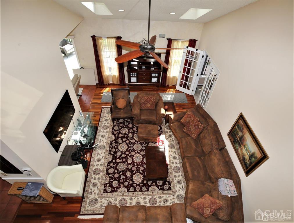 49 Harwood Road Monroe Township, NJ 08831 - Photo 9 of 73