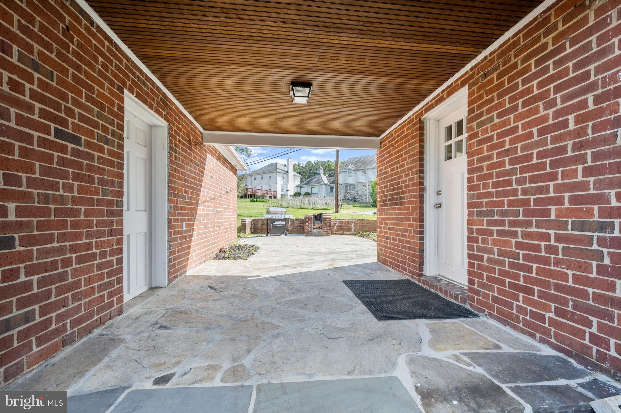 901 Locustvale Road Towson, MD 21204 - Photo 30 of 42 Breezeway to Garage