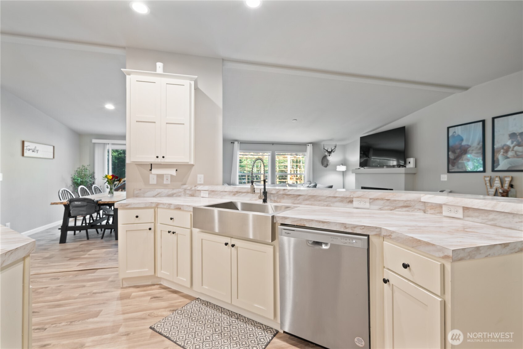 301 Eufaula Heights Road Longview, WA 98632 - Photo 10 of 40 Gallery Image 10