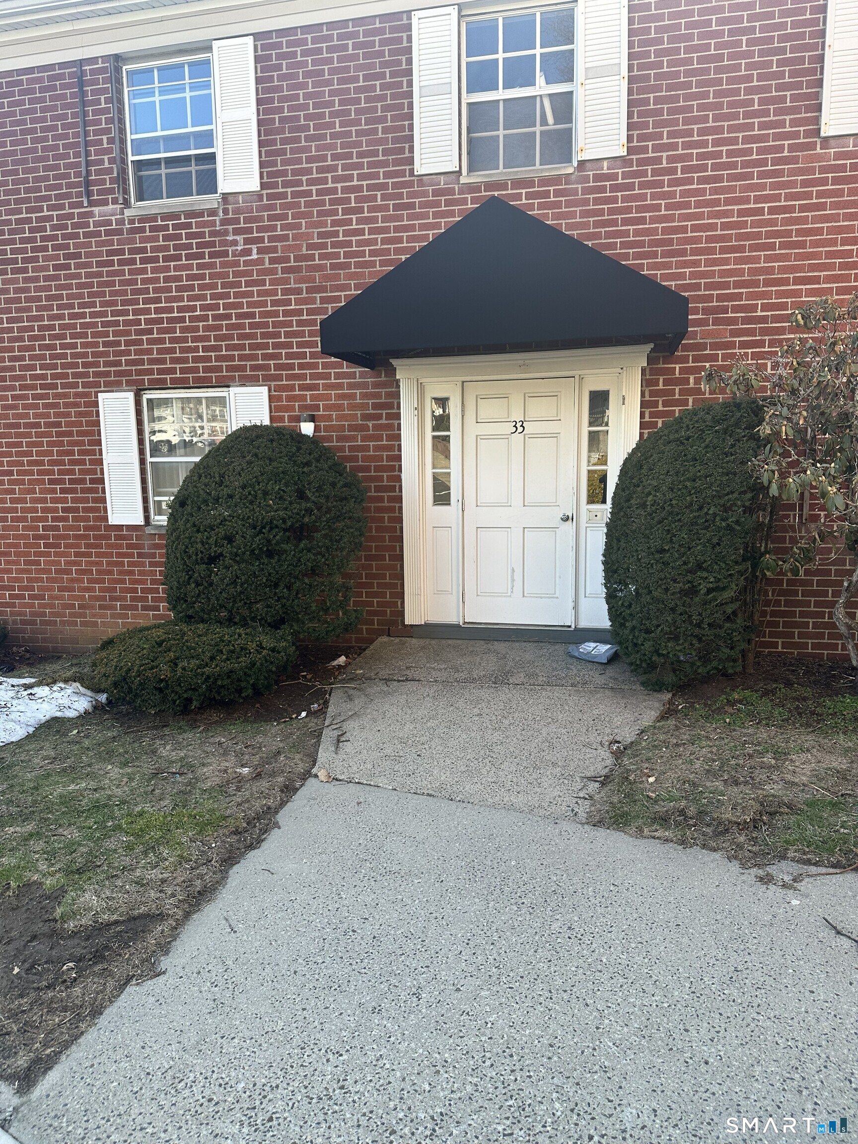 50 Greenhouse Road, Unit 33D Bridgeport, CT 06606 - Photo 1 of 24