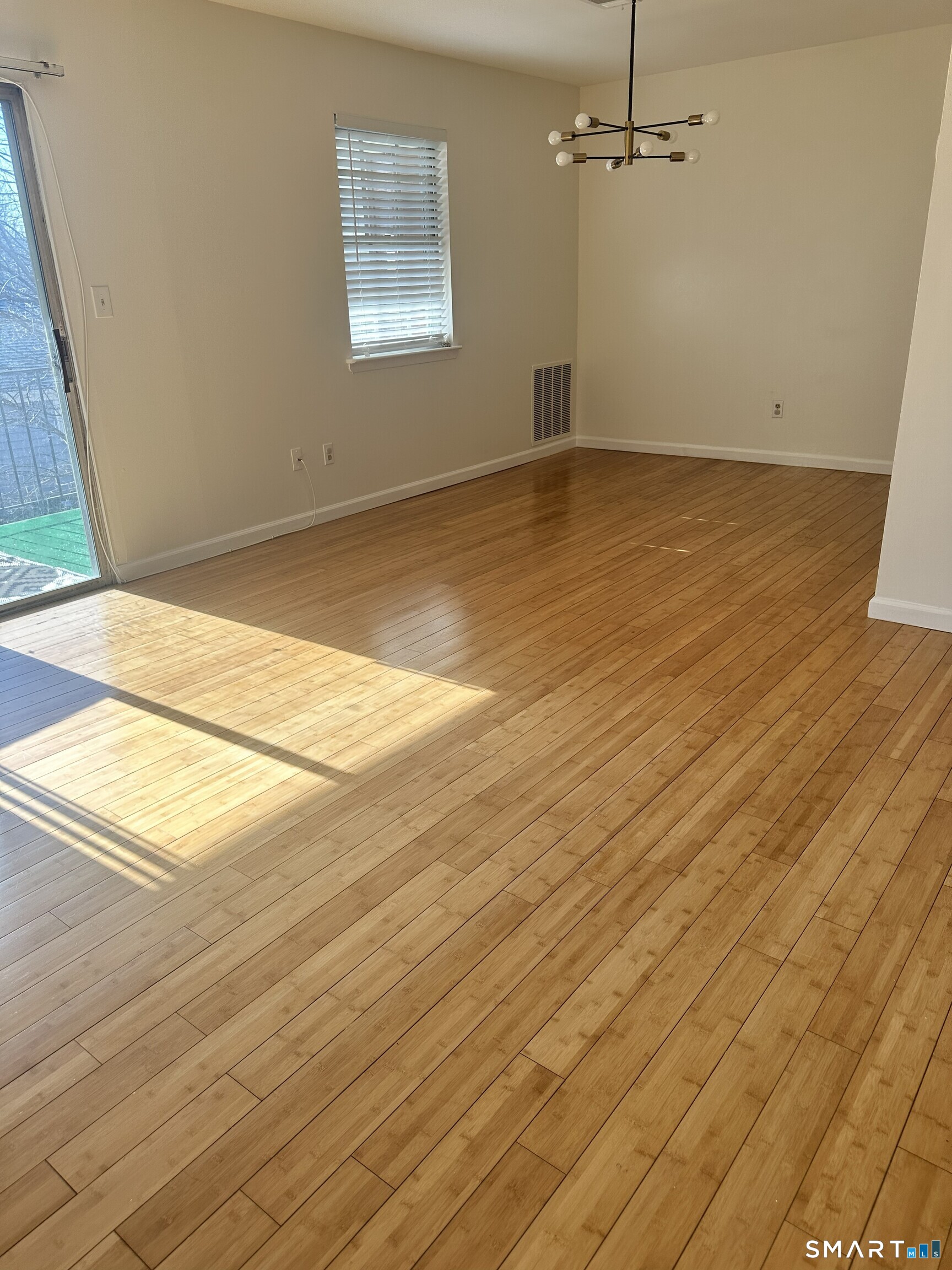 50 Greenhouse Road, Unit 33D Bridgeport, CT 06606 - Photo 6 of 24