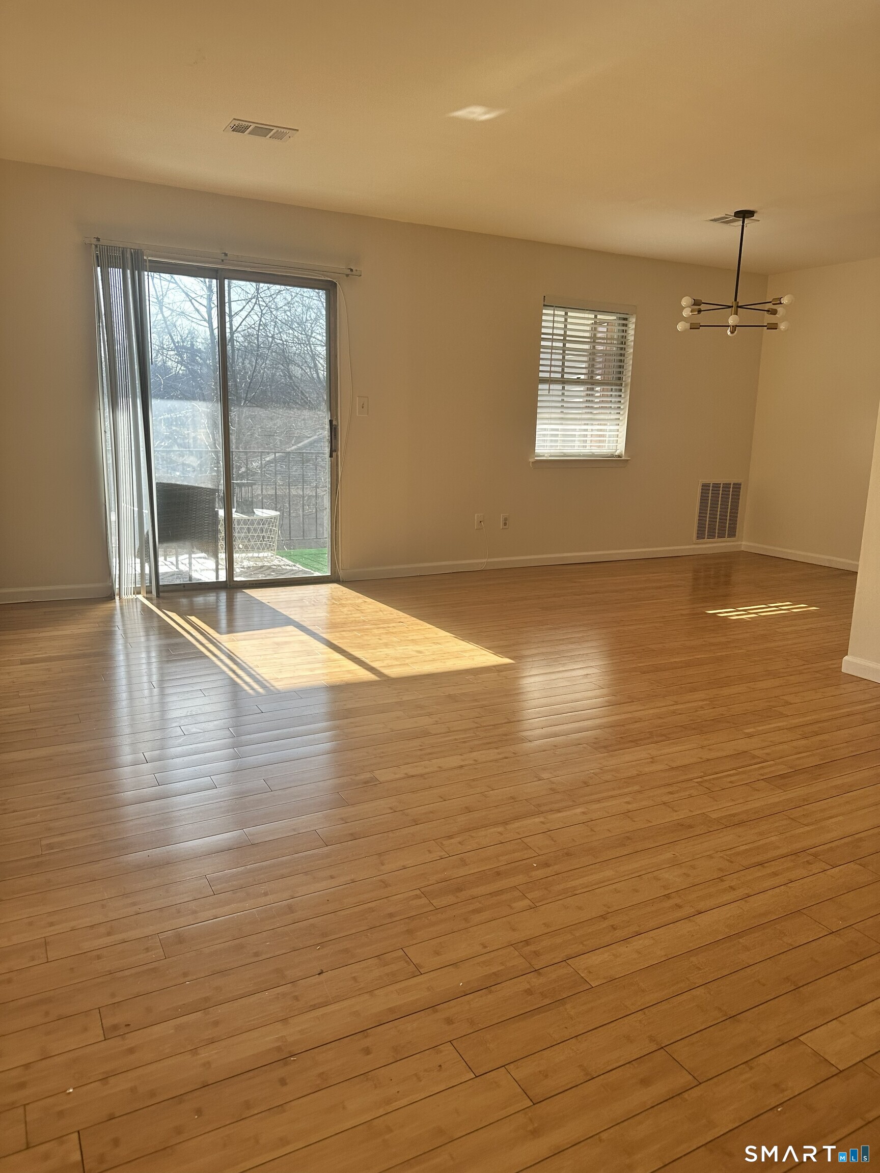 50 Greenhouse Road, Unit 33D Bridgeport, CT 06606 - Photo 9 of 24