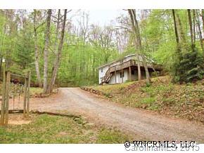 39 New Valley Road Swannanoa, NC 28778 - Photo 4 of 9 Gallery Image 4