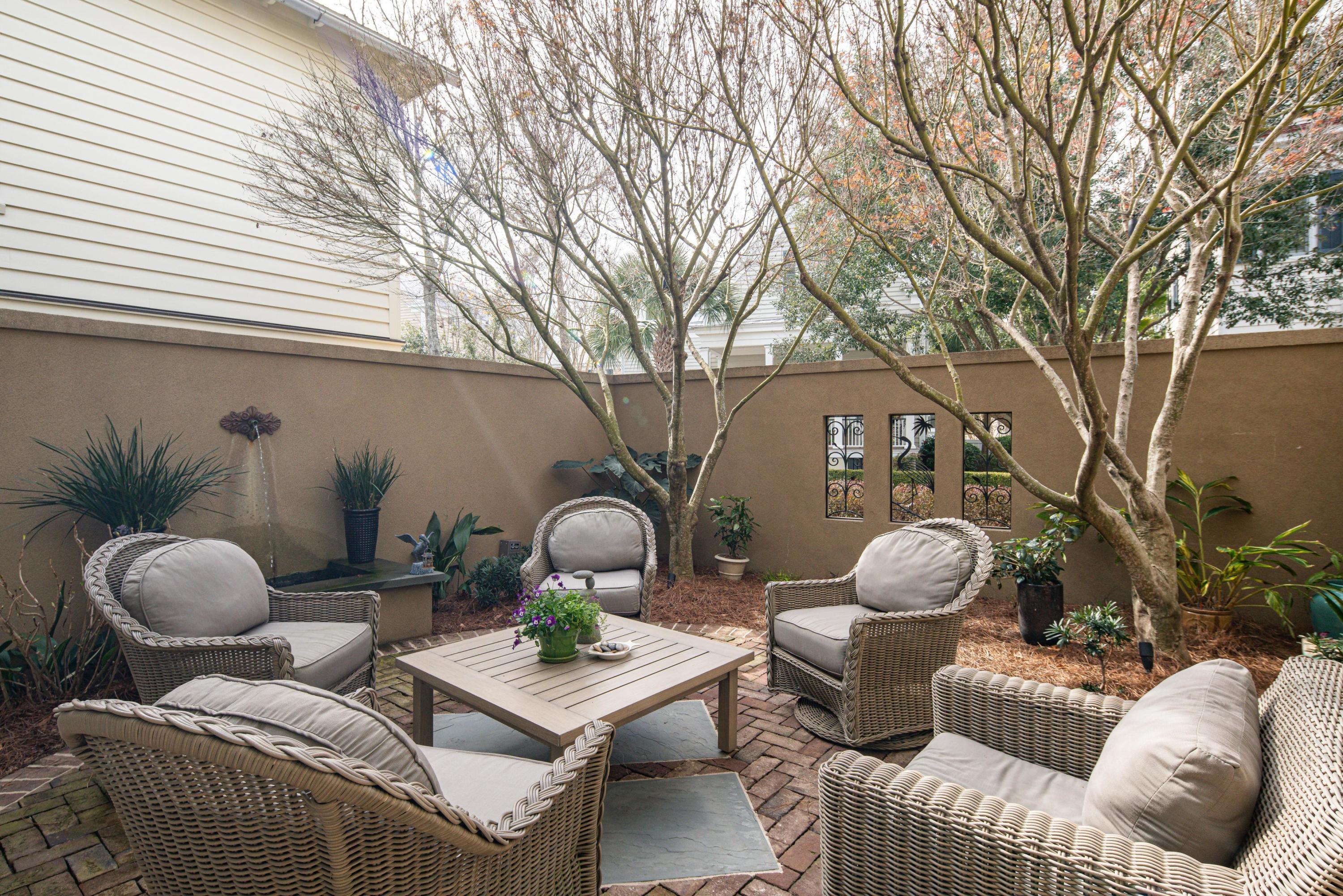 16 Edenton Road Mount Pleasant, SC 29464 - Photo 20 of 55 Walled Courtyard