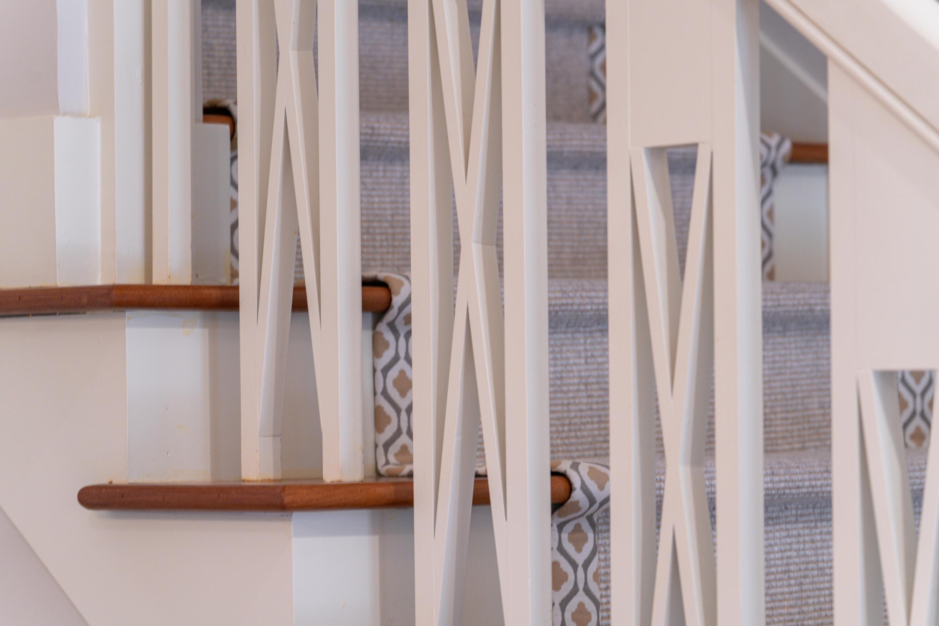 16 Edenton Road Mount Pleasant, SC 29464 - Photo 22 of 55 Stair Detail