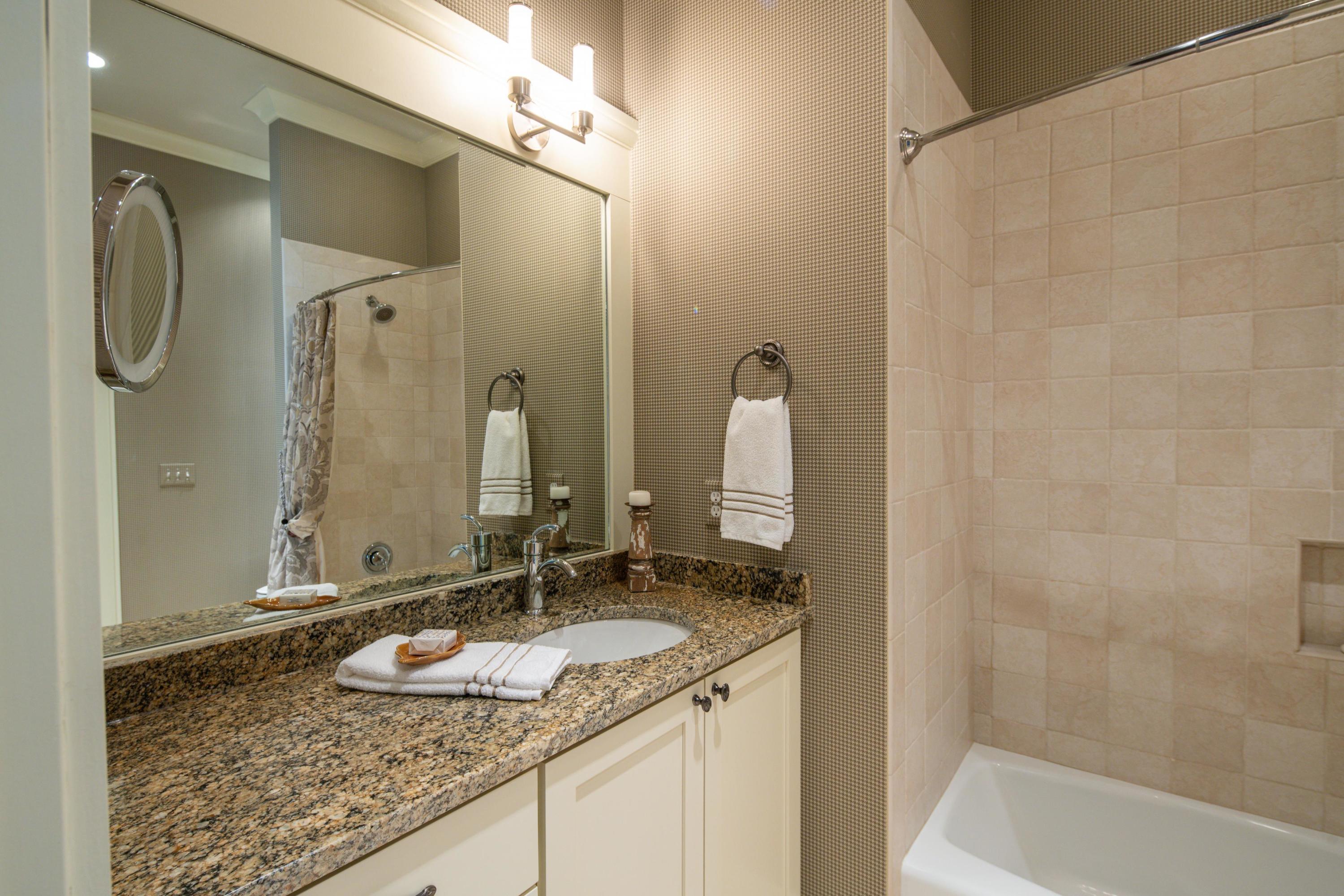 16 Edenton Road Mount Pleasant, SC 29464 - Photo 32 of 55 Bathroom 2