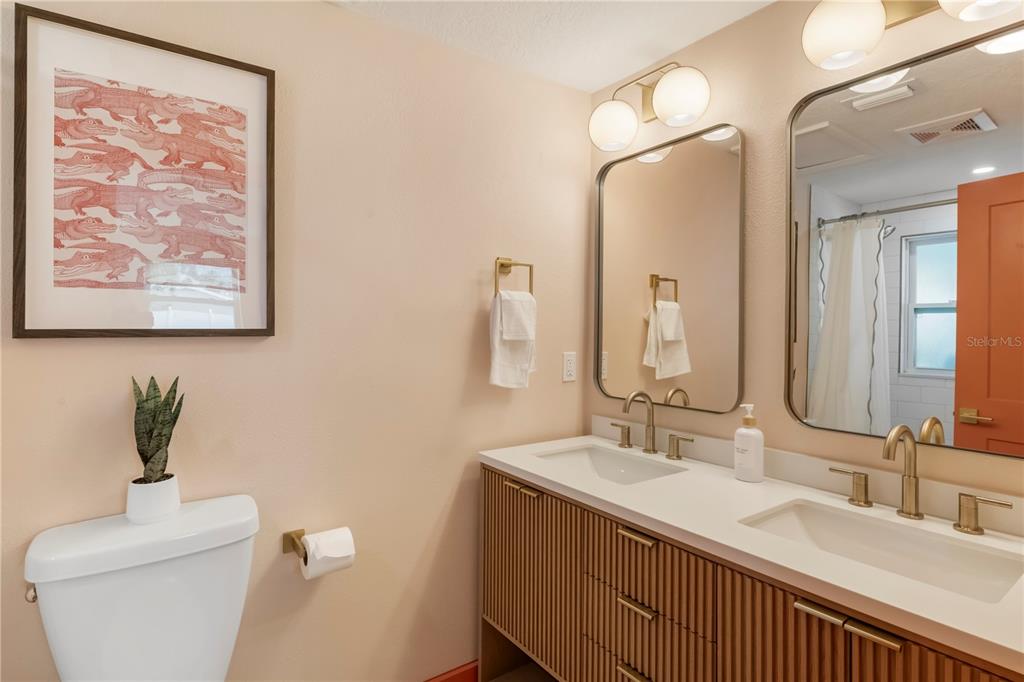 103 West North Branch Road Ruskin, FL 33570 - Photo 22 of 37